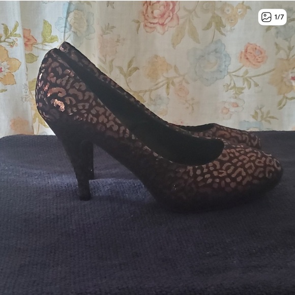 Torrid gold and black leopard print high heels 9 - Picture 1 of 8